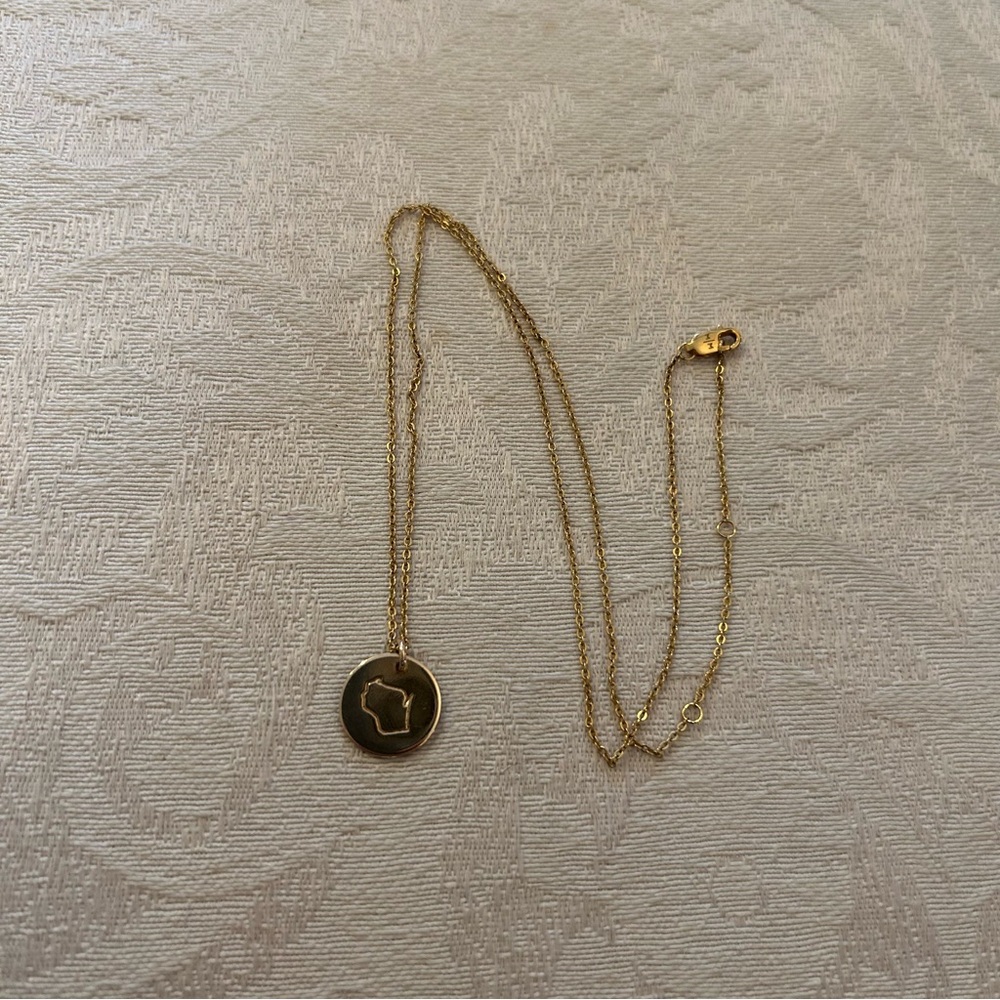 ‼️Made By Mary Wisconsin State Disc Necklace‼️